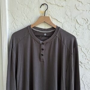 Free Fly Shirt Mens XL Gray Henley Long Sleeve Bamboo Blend Performance Stretch